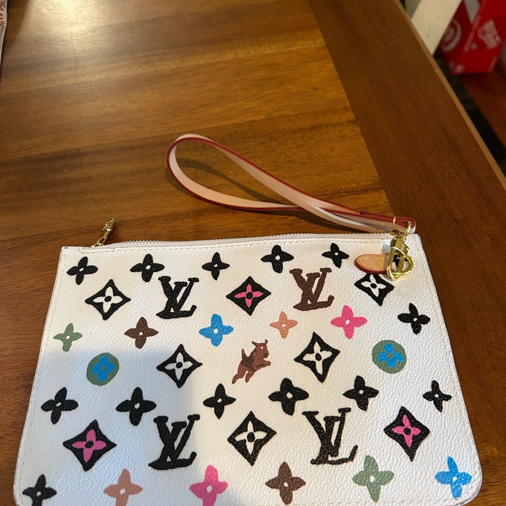 Copy Louis Vuitton Like New - Picture 4 of 6